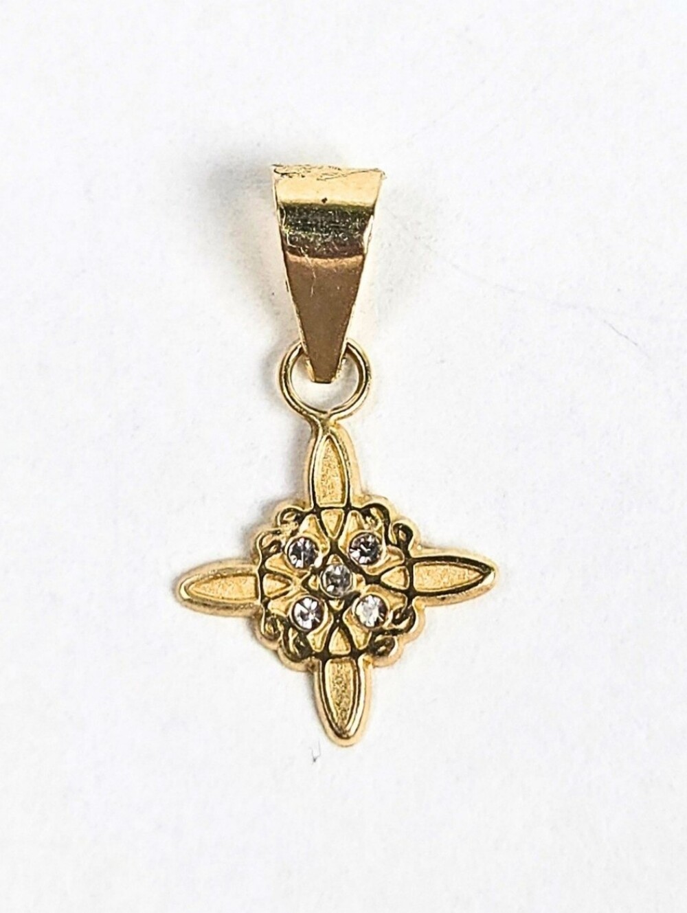 10K Gold Witch Knot Pendant Charm Protection Symbol CZ Dije Nudo de Bruja 14mm